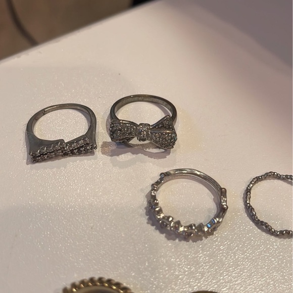 Ring lot - Picture 8 of 9